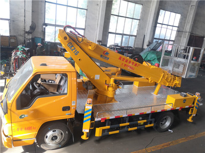 高空作業(yè)車與專用車輛選購指南 16米直臂江鈴登高車與17.5米伸縮直臂及清洗吸污車價格解析